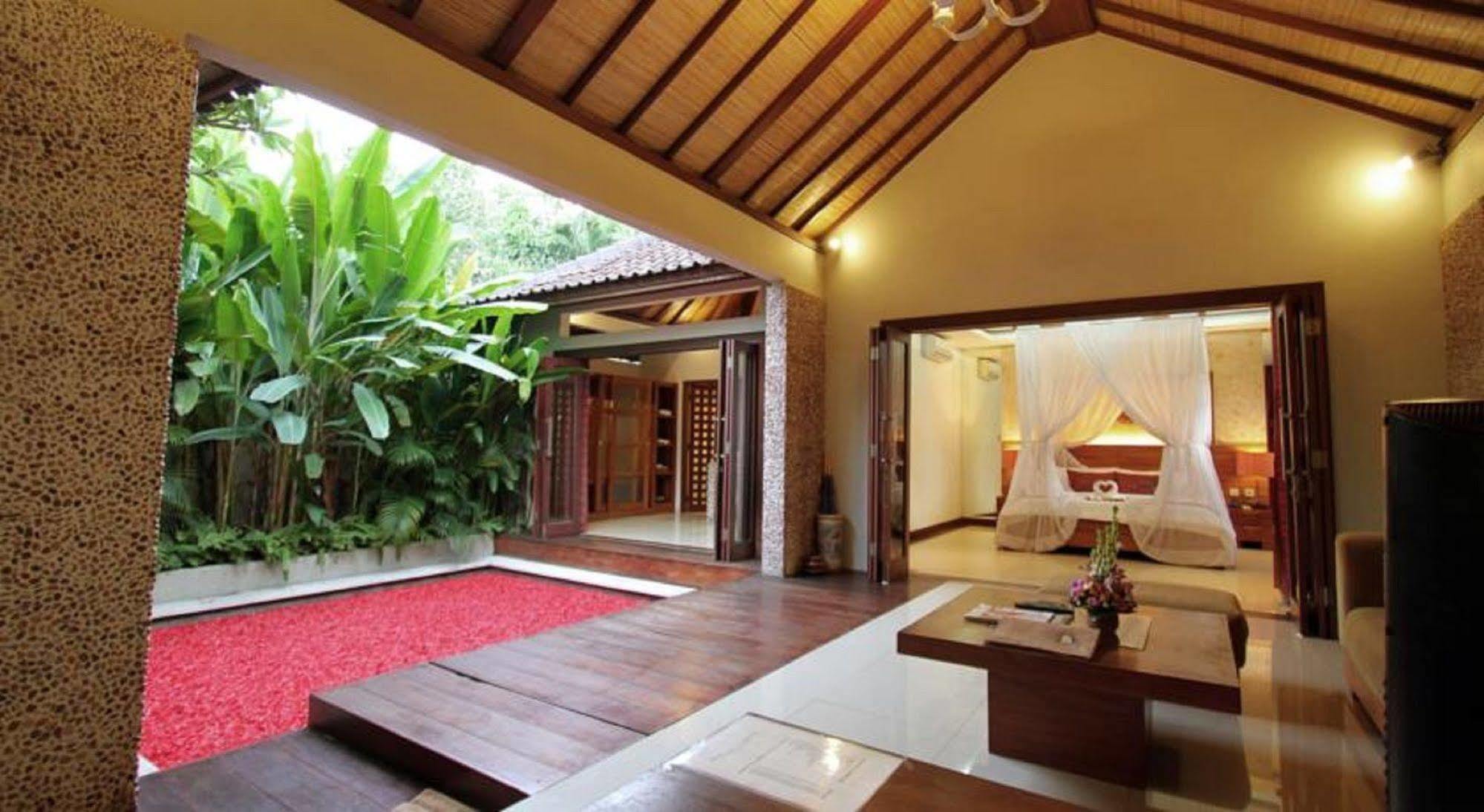 Grand Akhyati Villas & Spa Canggu  Exterior photo